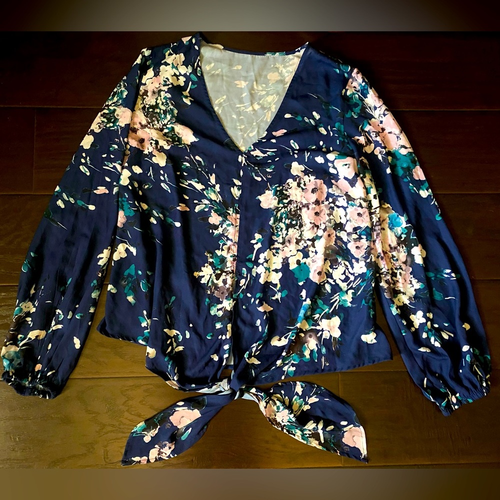Floral Woman’s Long sleeve blouse polyester navy/pink L